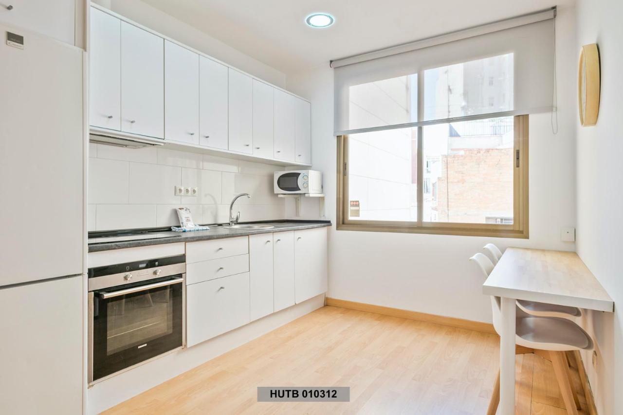 Apartamento Alcam Glorias Barcelona Exterior foto